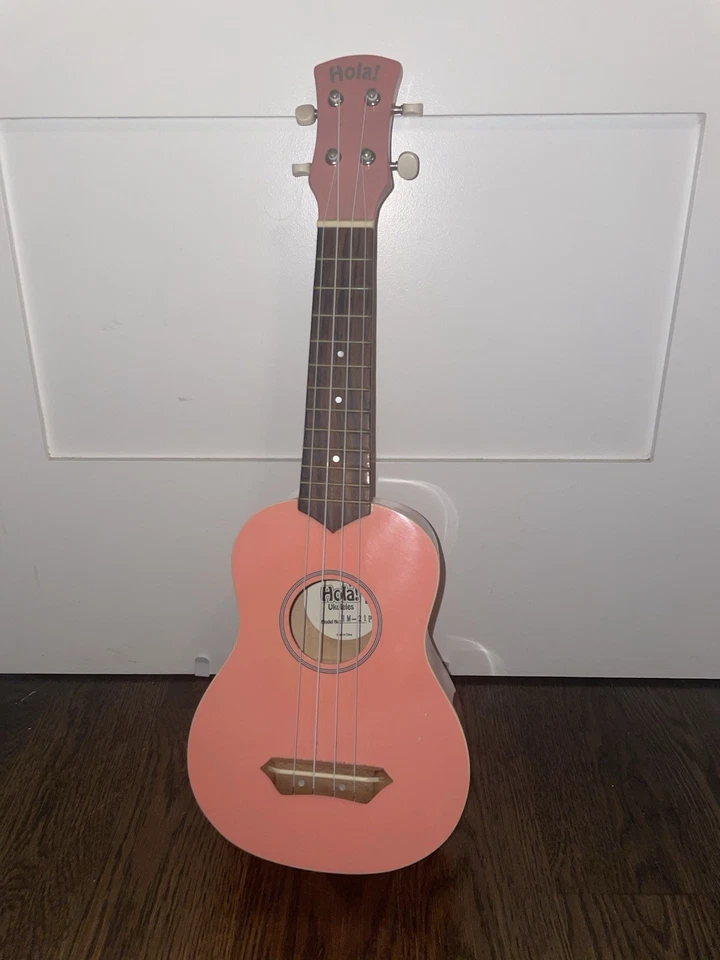 Rosa 21” ¡Hola! Ukelele HM-21PK (con estuche rígido) (solo recogida local) Foto 2 de 4