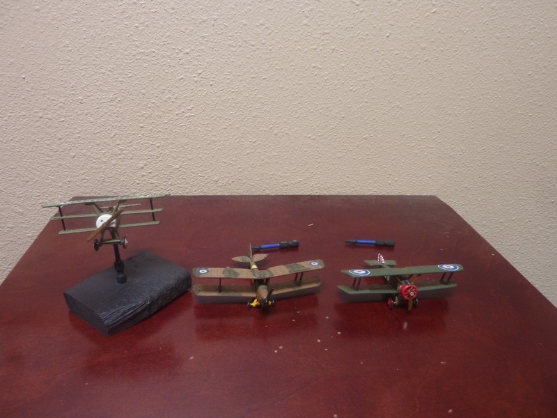 Corgi Diecast Military Aircraft Lot of 3  WWI  w/stand posts