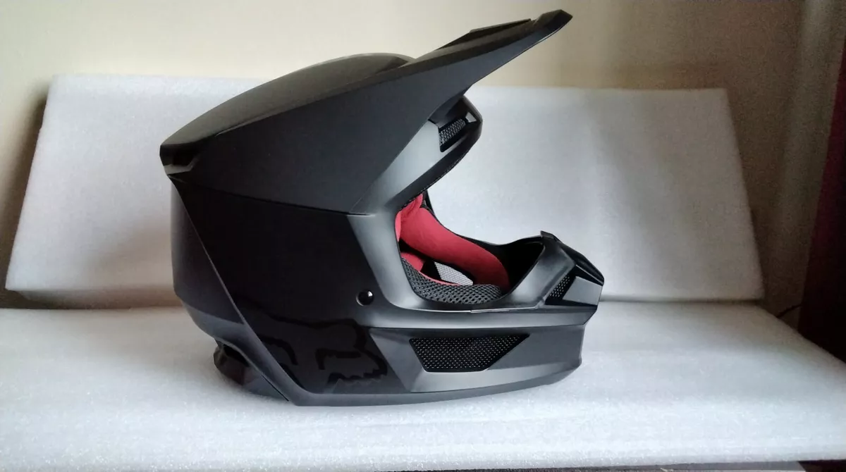 Fox 2020 v1 cheap matte black helmet