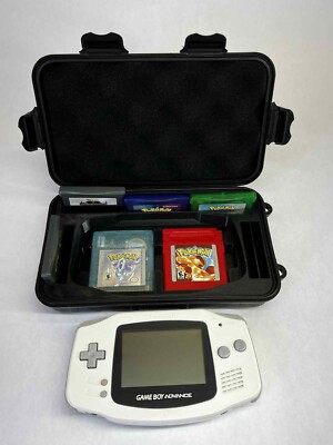 Game Boy Advance Carrying Case   Holds 13 Games (11 GBA + 2 GB/GBC) | SENAC LLC