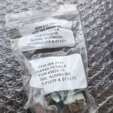HARTING 09200160301 16A SINGLE LEVER HOUSING W/ 09200042711 HAN 4A FEMALE CONNEC
