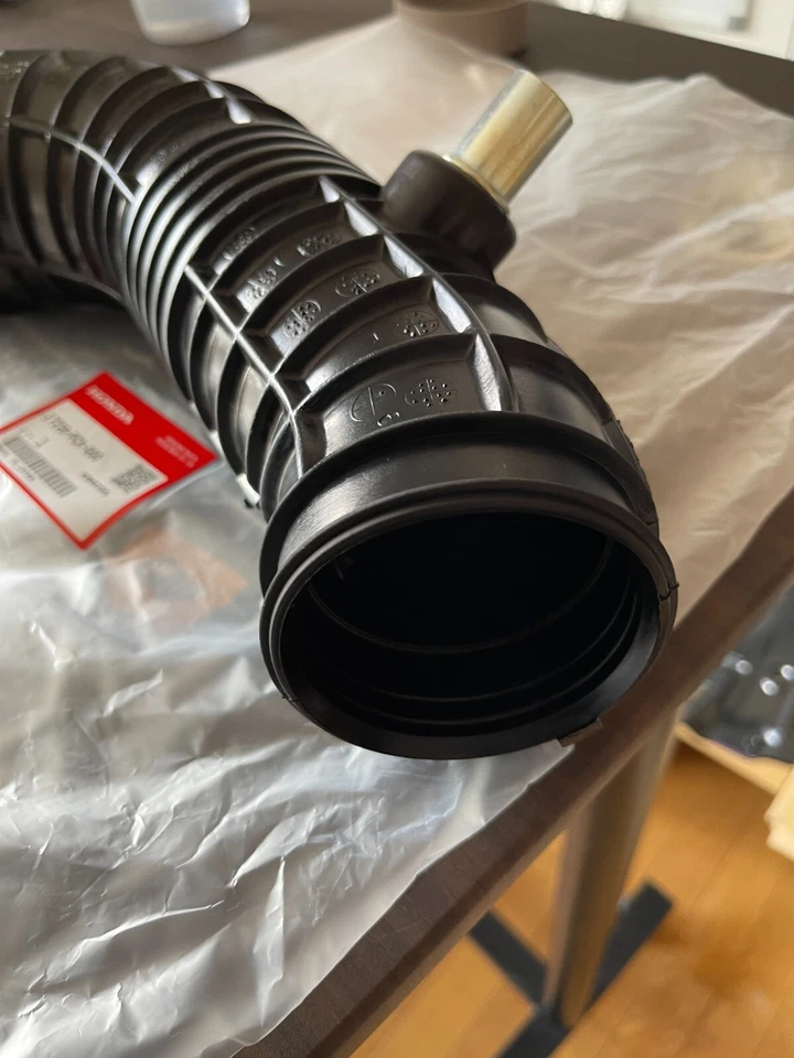 Genuine Honda OEM S2000 Air Cleaner Intake Hose Tube 2000-2005 17228-PCX-000 Foto 2 de 4