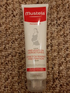 mustela stretch mark prevention cream