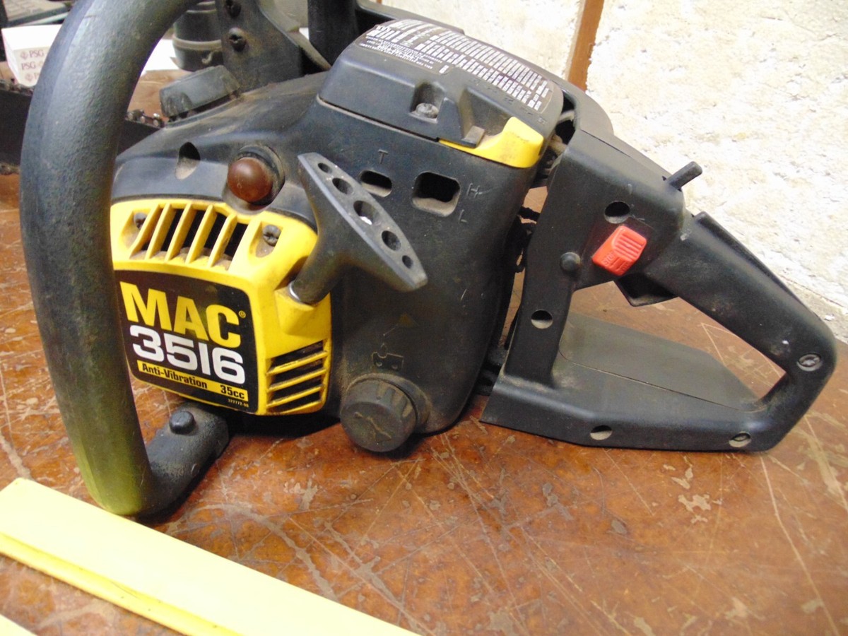 Vintage McCulloch MAC 3516 35cc Chainsaw with 18