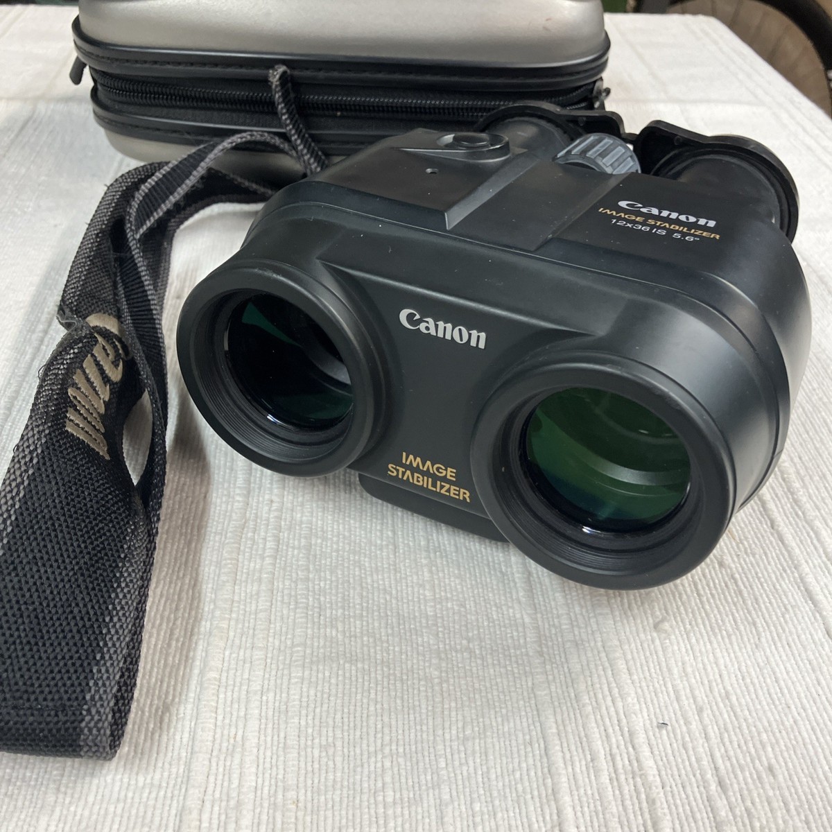 Canon IMAGE STABILIZER 12×36IS 5.6° Canon Binoculars 12x36 IS 5.6° Image Stabilizer with Hard Case