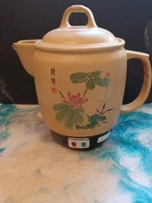 Sunpentown Traditional Medicine Coooker Hot Pot With Power Cord 3.8 Liters (16c)