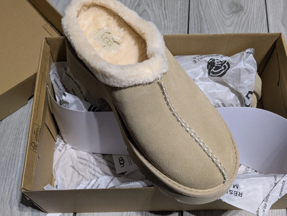 UGG Mujeres Nuevas Alturas Acogedor Zueco Raro Color Mostaza Gamuza Zapatos Talla 10 ¡Nuevo! Foto 2 de 4
