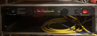 Furman PL-PLUS DMC Power Conditioner With Voltmeter/Ammeter MINt