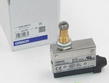 1Pc Omron D4MC-5020-N Limit Switch D4MC5020N New Free Shipping
