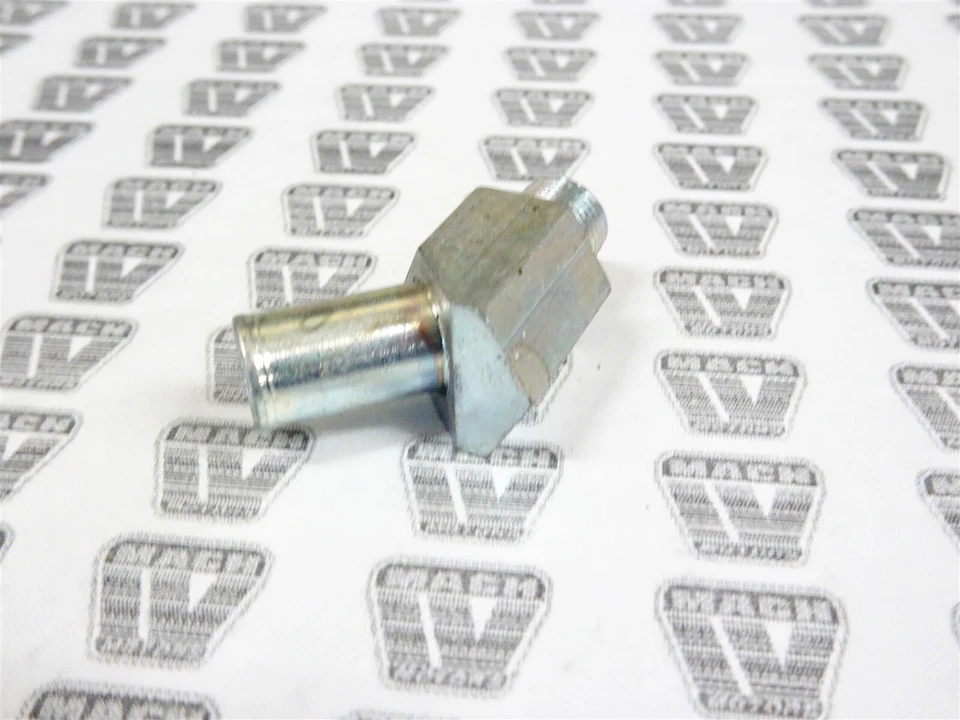 Conector de codo KR KRTT XLC XLCH XLRTT Harley Davidson NOS NUEVO 63540-52 Foto 3 de 3