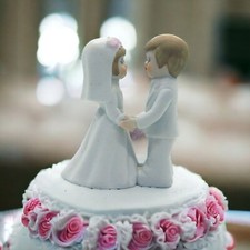 Vintage Toma Porcelain Wedding Bride Groom Cake Topper