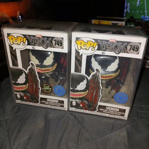 Funko Pop Marvel 749 Winged Venom Glow Chase and Common Pop in A Box +Protector 