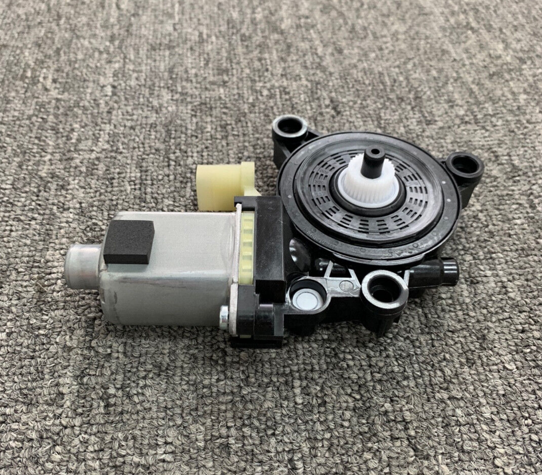 OEM 82450-M6010 Front/LH Driver Door Power Window Motor for Kia OEM 82450-M6010 Front/LH Driver Door Power Window Motor for Kia