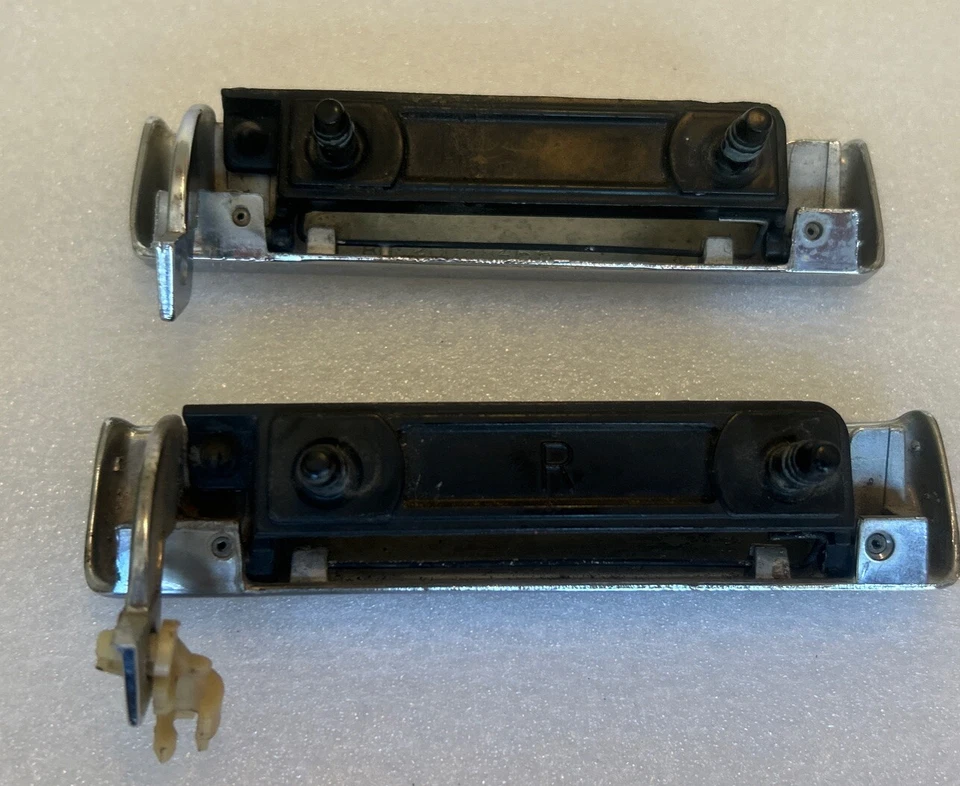 Chevrolet Olds Pontiac 1980-90 manija de puerta # 20058466 Caprice Blazier Buick 2 Foto 3 de 4