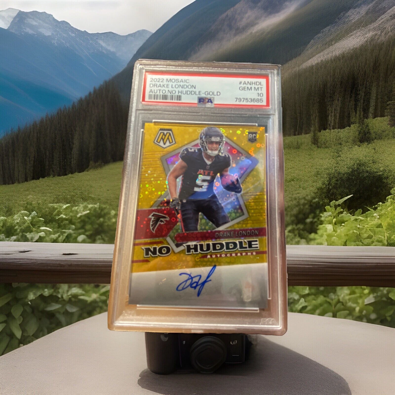 Drake London Panini Mosaic Autographs No Huddle #ANHDL Gold