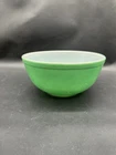 Vintage Pyrex 403 Green 2.5 Qt Mixing Bowl – Primary Color – USA