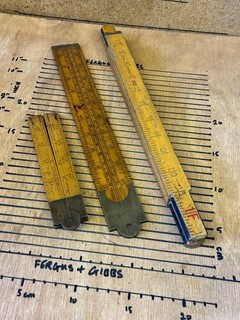 Job Lot Vintage Boxwood & Brass Folding Rulers Antique Carpenter Rules Bundle