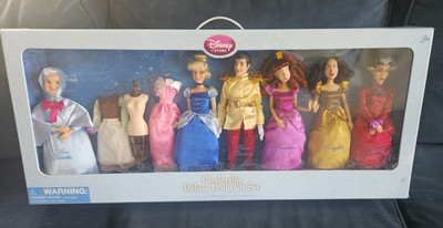 Disney Store Cinderella Deluxe Gift Doll Set 2012. New in Box, Rare