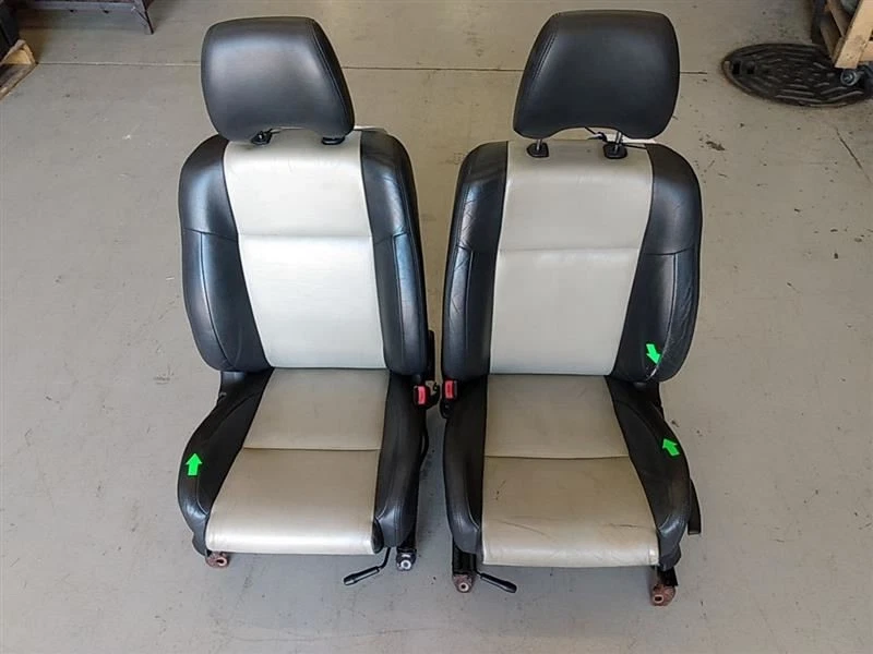 Saab 9-2x 05-06 Subaru WRX 04-07 Pair Of Front Seat Manual Leather Left & Right Foto 2 de 4
