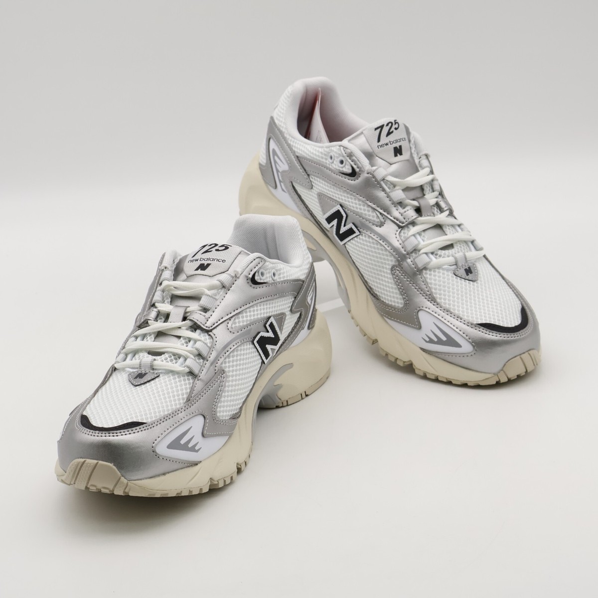 ML725CG New Balance 725 White Black (Men's) | eBay
