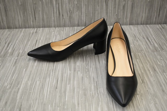 nine west ike pump