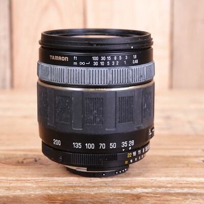 TAMRON AF Aspherical XR IF 28-200mm f/3.8-5.6 Zoomobjektiv Nikon Fit - Pilz