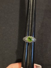 Beautiful Green Stoned Silver Ring 925 Size 9