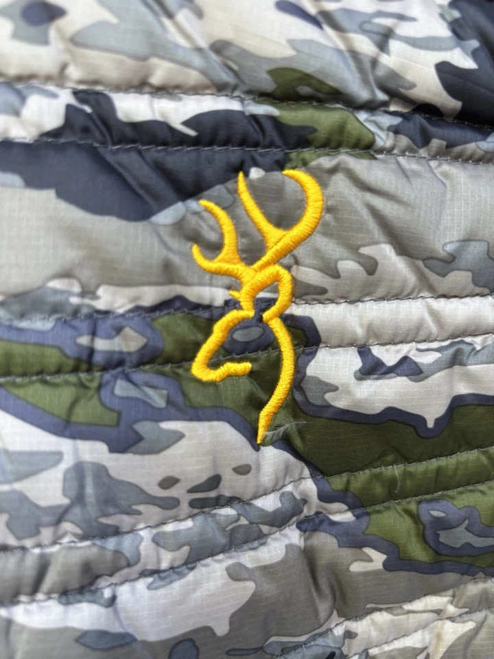 Browning Primaloft Auric Camoflauge Hooded Zippered Vest Size Large - Image 2 of 4