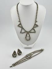 Vintage Rhinestone 14.5  Choker Necklace Bracelet And Clip On Earring Set