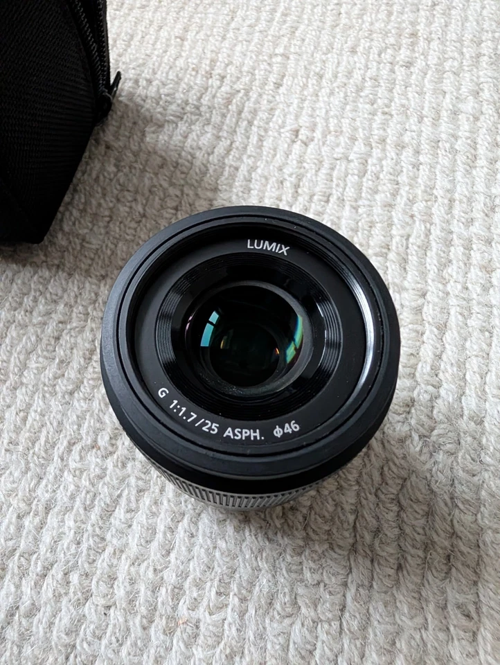 Panasonic Lumix 25mm Micro Four Thirds Lens F1.7, excellent condition. - Image 3 of 4