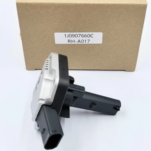 Oil Level Sensor For Audi Golf Passat Bettle Seat Roomster Superb 1J0907660C - Picture 2 of 9