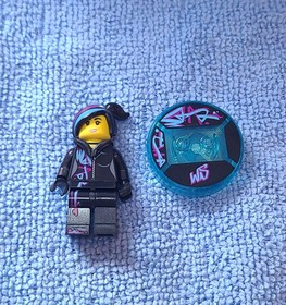 LEGO Dimensions Minifigure & Toy Tag Lot &ndash; Batman Gandalf Wyldstyle Batmobile
