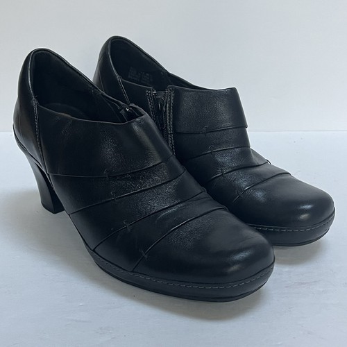 Clarks Artisan Size 8.5M Ankle Booties Pumps Black Leather Inside Zipper
