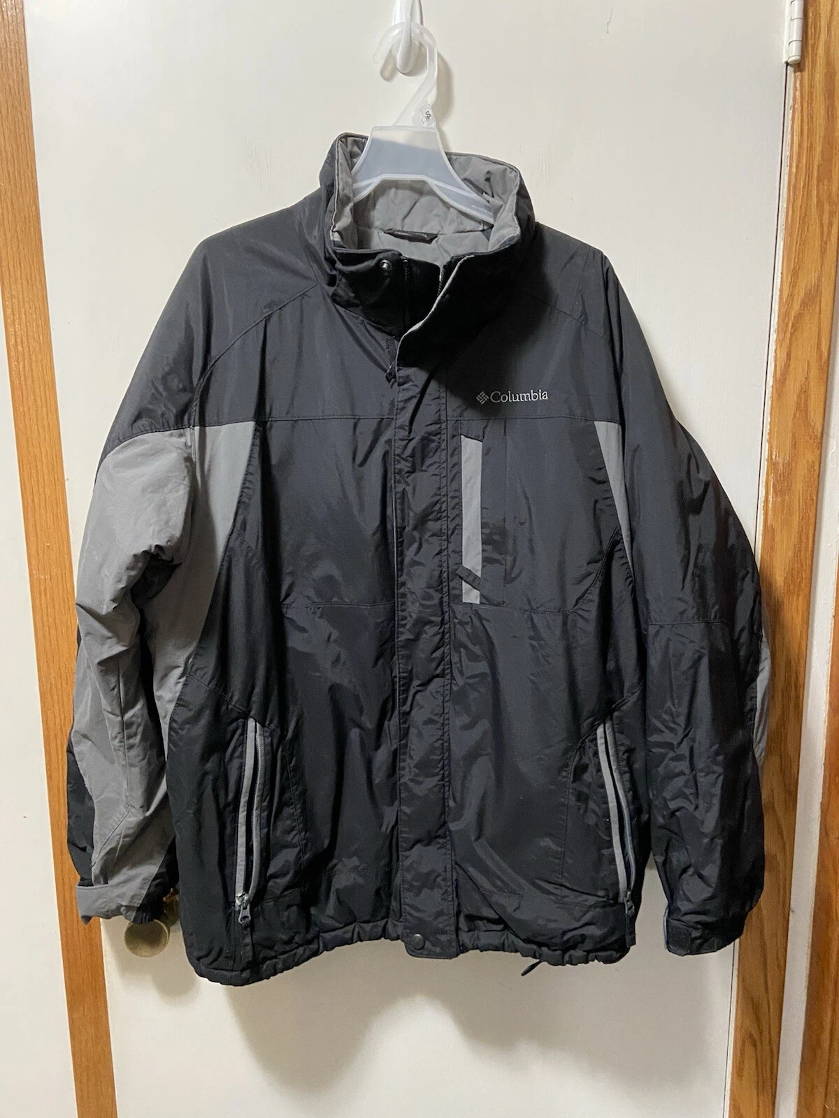 Columbia Mens Large Waterproof Jacket