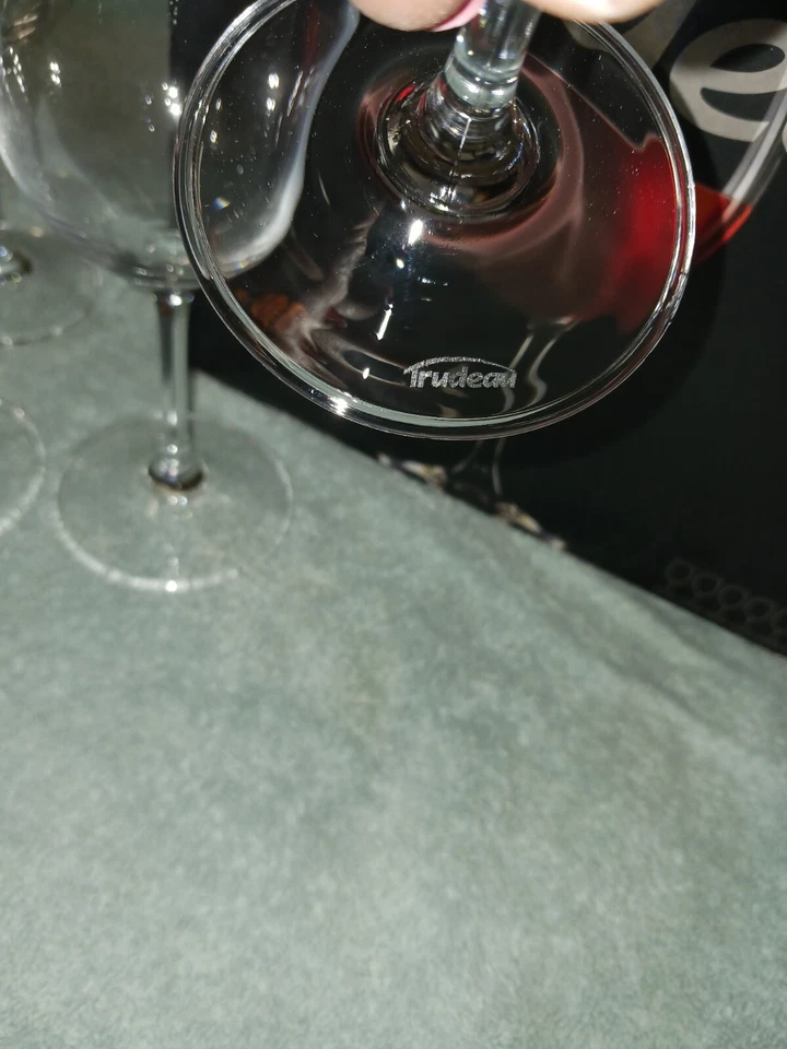 European Serene Wine Glasses. 12.5oz Laser Cut. Trudeau. Set Of 6. New Foto 4 de 4
