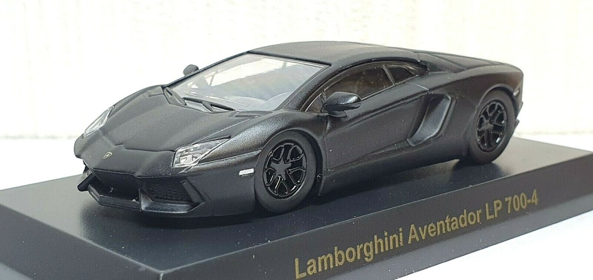 ミニカー Lamborghini Aventador LP 700-4 Lamborghini Aventador LP 700-4 Diecast model 1:24 scale