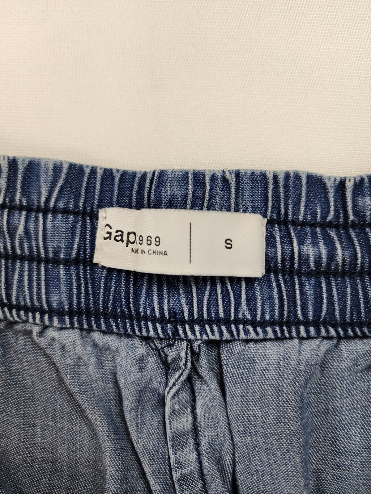 GAP 1969 chambray Blue Pullon Drawstring Shorts S… - image 7