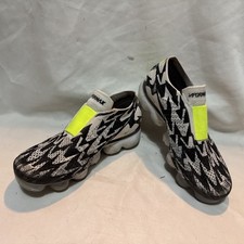Size 7 - Nike Acronym x Air VaporMax Moc 2 Light Bone AQ0996-001