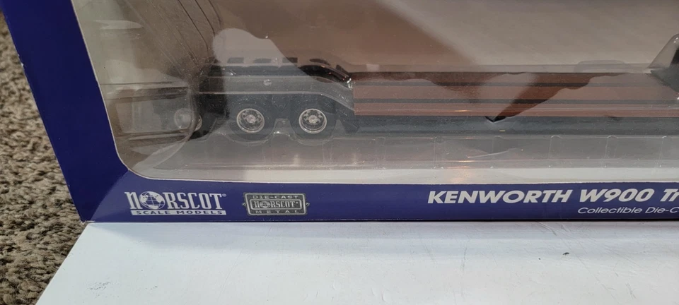 Norscot 62102 Blue Kenworth W900 Tractor and Lowboy Trailer 1:50 Scale - Image 2 of 4