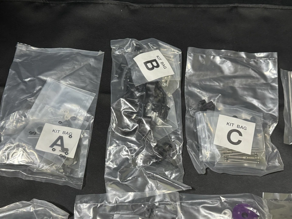 Vintage MUGEN SEIKI MTX-2 1/10 Nitro with Novarossi MT12 Engine Made in Japan - Image 4 of 4