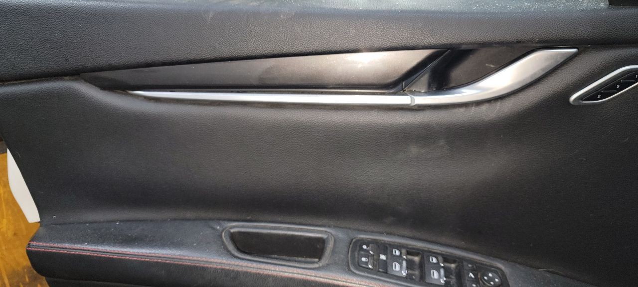 2016 Maserati Ghibli Roof, Sunroof Provision