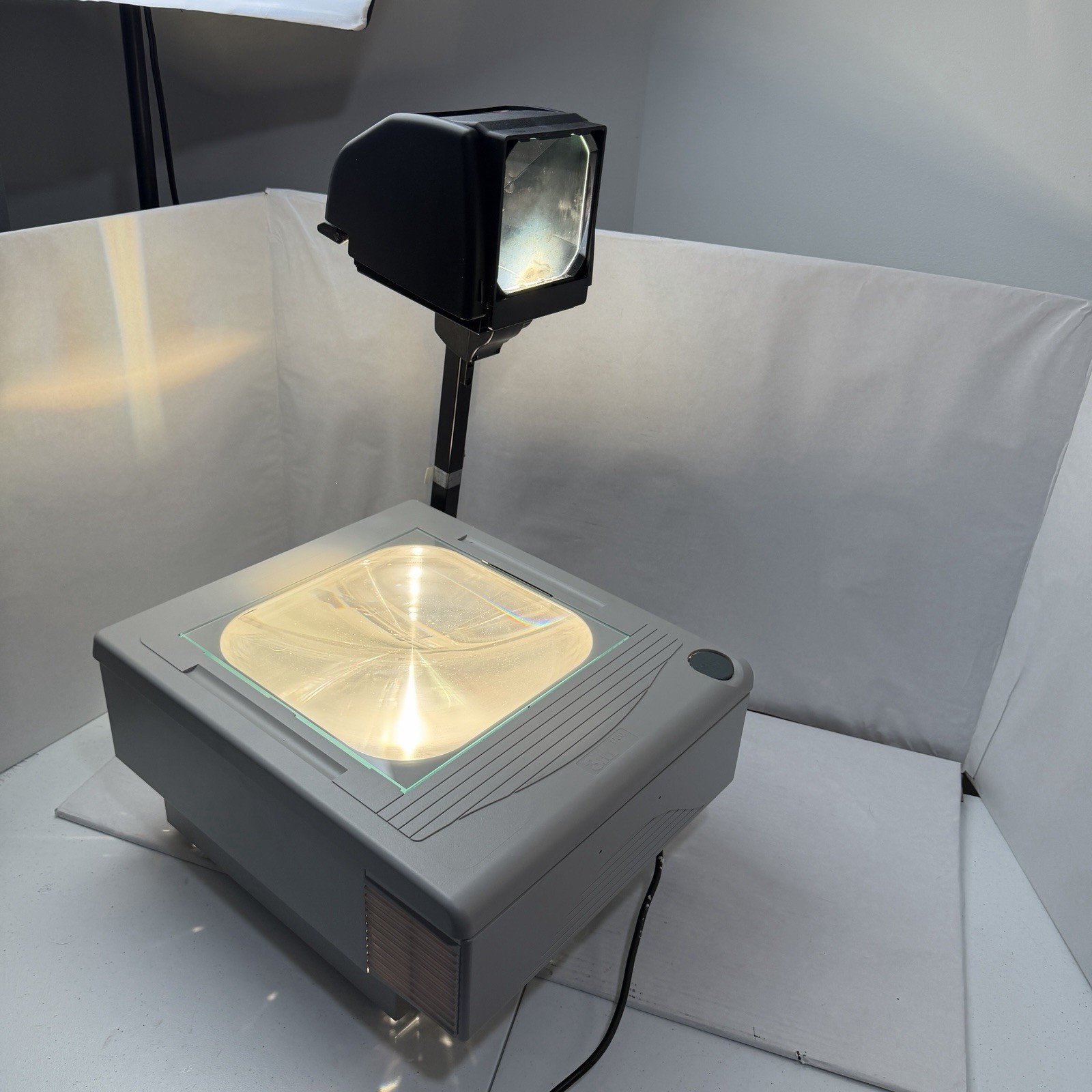Vintage 3M 1700 Overhead Projector Model 1700CJ1 Home School Office Tested
