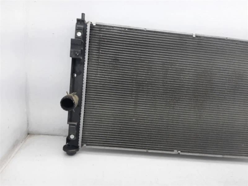 Manija de puerta trasera vertical estilo clásico del radiador 07-17 Jeep Compass 68004049ab Foto 2 de 4