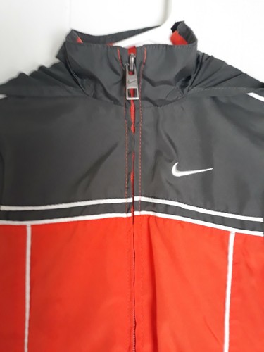 Nike Jacket With Hood And Pockets Youth Boys Size 5 - Picture 2 of 7