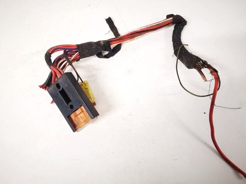 Audi A4 1996 Fuses 8a0937530, Genuine #1541099-66