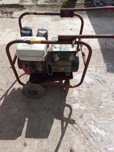 Honda Generator 110 Volt, 5 Hp Petrol Engine Gx140, Site Genny - Picture 3 of 4