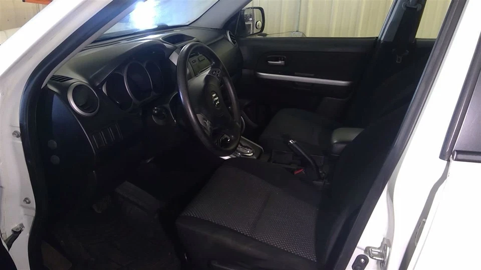 挡风玻璃刮水电机包括联动适用于 06-13 VITARA 1699301 — 第 2/4 张图片