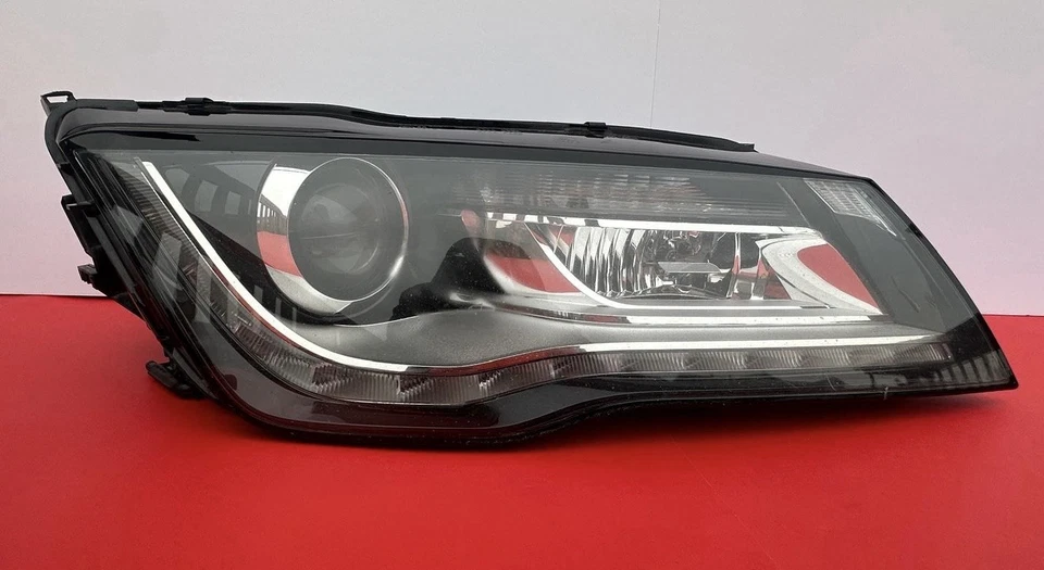 Audi A7 Sportback RS7 S7 2013-2015 derecho diestro xenón sin faro adaptativo OEM 786 Foto 2 de 4