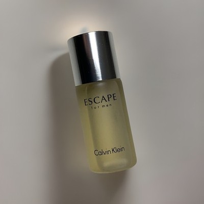 Calvin Klein Escape For Men Eau De Toilette Mini Splash 0.5 Fl Oz.
