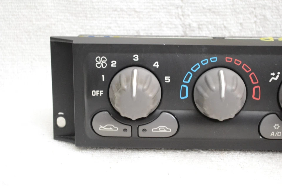 2001-2005 Pontiac Aztek Heater A/C Temperature HVAC Climate Control Switch Unit - Image 2 of 4